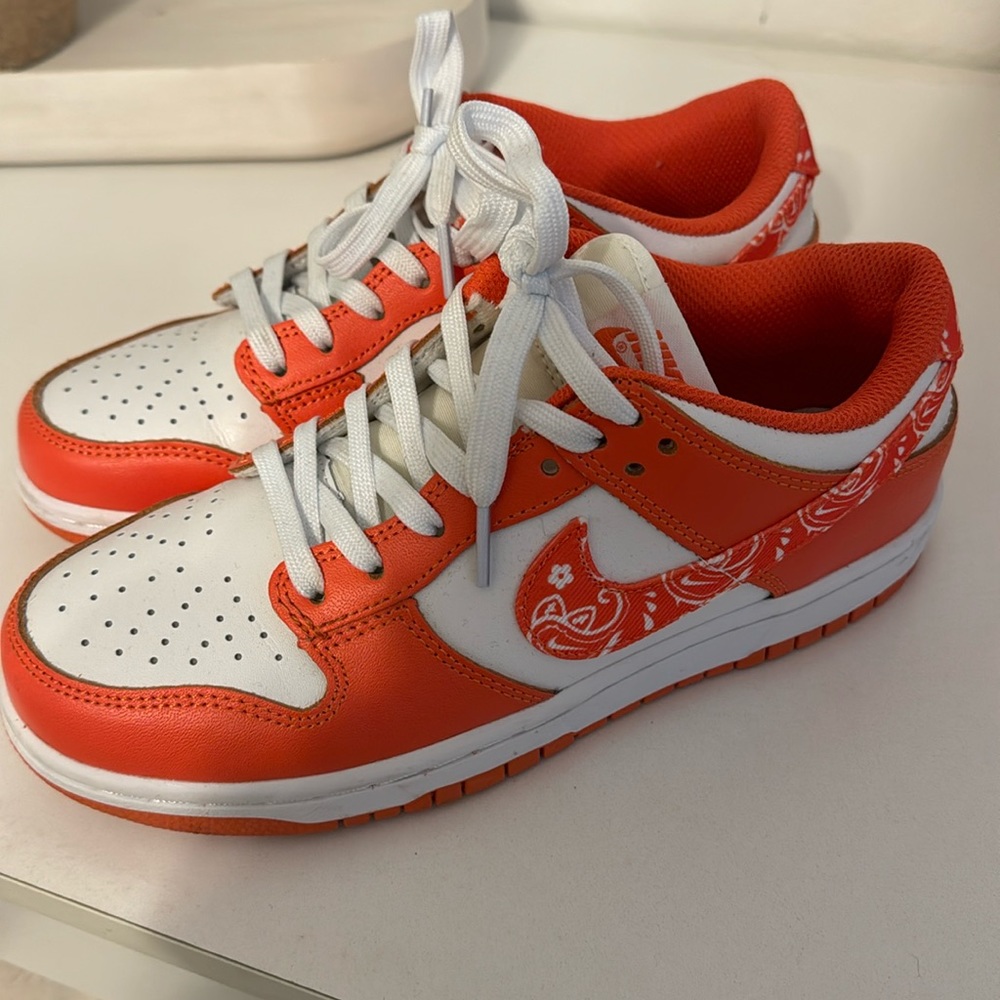 Nike Orange Paisley Dunk Low Size 7 Worn one time